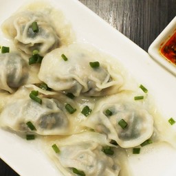 เกี๊ยวต้มกุ้ยช่าย