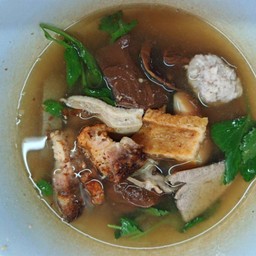 เกาเหลา ใส่ทุกอย่าง น้ำใส (ธรรมดา)