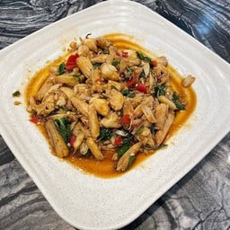 กะเพราปู (กับข้าว)