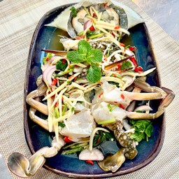 ยำปูม้า size XL 1 ตัว (ขนาด 2-3 ตัวโล)