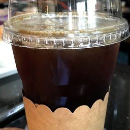 กาแฟอเมริกาโน่+น้ำผึ้ง เย็น