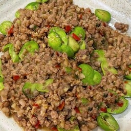 ผัดสะตอหมูสับ (กับข้าว)