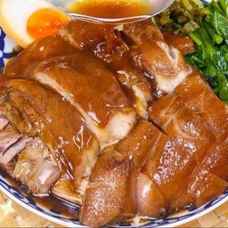 ข้าวขาหมูพะโล้