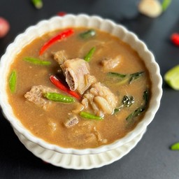แกงรัญจวนซี่โครงหมู