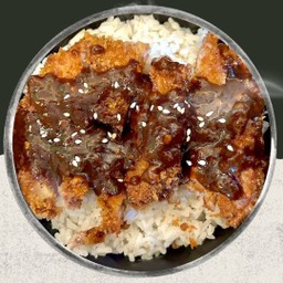 ข้าวไก่ทอดซอสหม่าล่า