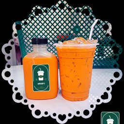 ชาไทยเย็น พร้อมแก้วน้ำแข็ง