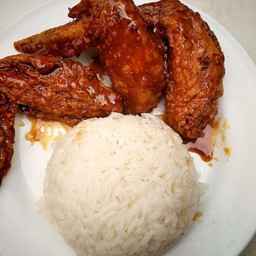 [อร่อยซ่ากับโค้ก] ข้าวปีกไก่ซอสน้ำปลา +  โค้ก ออริจินัล (ขวด)