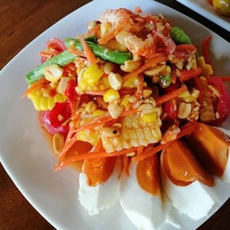 ตำข้าวโพดไข่เค็ม