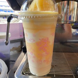 ส้มโยเกิร์ตปั่น Orange juice yogurt smoothie