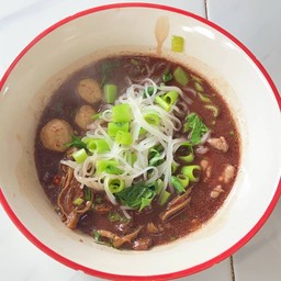 เตี๋ยวเรือเงินล้านพิเศษ