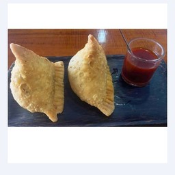 Chicken Samosa (2 pcs.) - ซาโมซ่าไส้ไก่