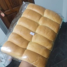 ขนมปัง 1 แพ