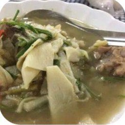 แกงหน่อไม้ซี่โครงอ่อน