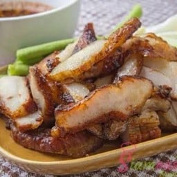 คอหมูย่าง