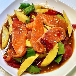 เหลาแซลมอน