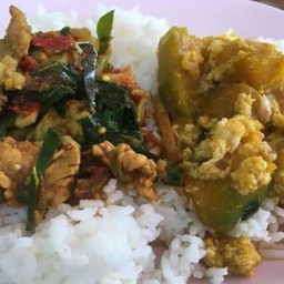 ข้าวราดแกง 2 อย่าง