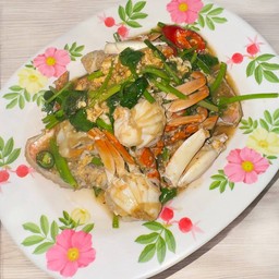 ปูม้าผัดขึ้นฉ่าย