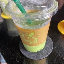 La tanya cafe