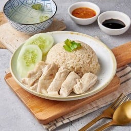 ตงตง ข้าวมันไก่ พัฒนาการ