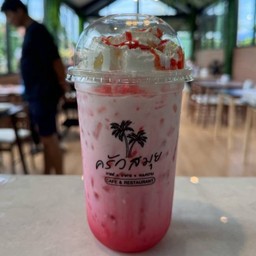 นมชมพูวิปครีม