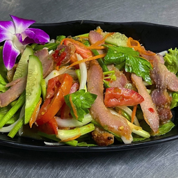 Pork Neck Salad ยำคอหมูย่าง
