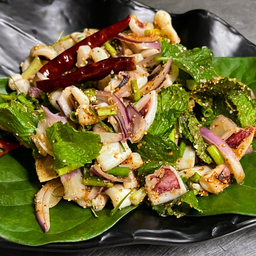 Squid with Roasted Rice Powder Salad ลาบปลาหมึก