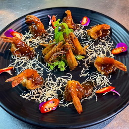 Prawns Tamarinds Sauce กุ้งซอสมะขาม