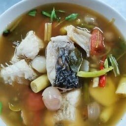 ต้มส้มปลาโจก