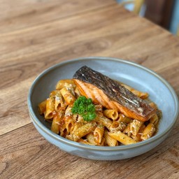 020Salmon penne bolognese