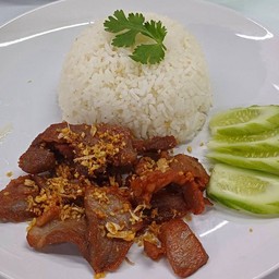 ข้าวหมูทอดกระเทียมพริกไทย