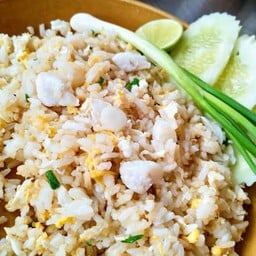 ข้าวผัดปูก้านคะน้า