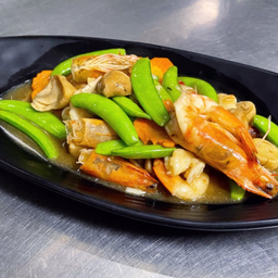 Green Peas Shrimps ถั่วลันเตาผัดกุ้ง