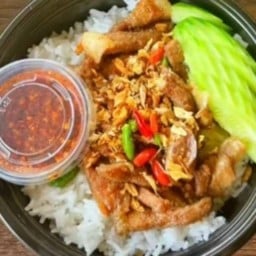 ขนมหวานบ้านอะตอม(ตรงข้ามซ.บ้างล่าง ก1)