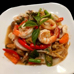 สปาเก็ตตี้ผัดฉ่า