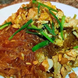 วุ้นเส้นผัดไข่