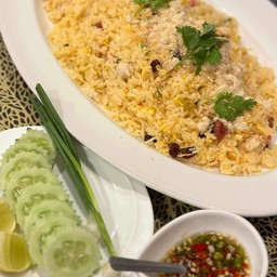 ข้าวผัดสับปะรด ใหญ่