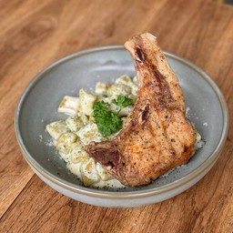 029Pork chop homemade gnocchi cream