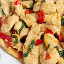 ข้าวกระเพราไก่