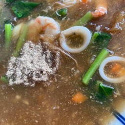 ราดหน้าทะเล