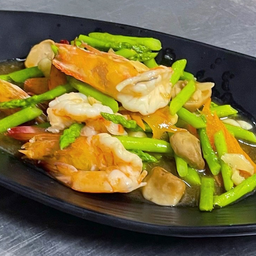 Asparagus Shrimps หน่อไม้ฝรั่งผัดกุ้ง