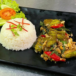 Set H: Eggplant and Veggie Beyond Stir-Fried ผัดมะเขือยาวบียอนด์มีท