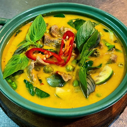 Red Curry แกงเผ็ด
