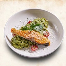 สปาเก็ตตี้ซอสโหระพา(เพสโต้)แซลมอนย่าง