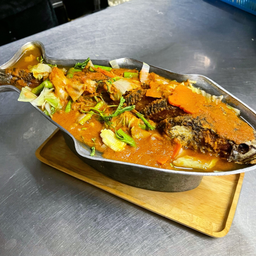 Snake-head Fish Mimosa in Tamarind Soup แกงส้มแป๊ะซะปลาซ่อน