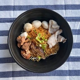 ก๋วยเตี๋ยวแห้ง หมูรวม