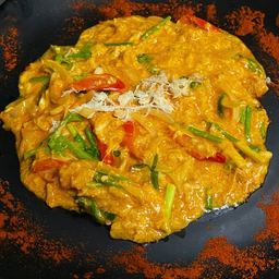 Crab Meat with Curry Powder เนื้อปูผัดผงกะหรี่