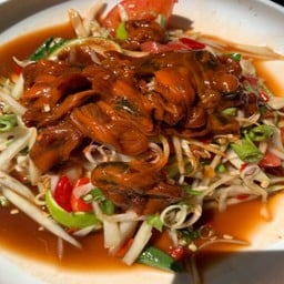 ตำหอยดอง