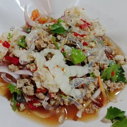 ยำเส้นแก้วหมูสับเล็บมือนาง