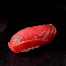 HONMAGURO AKAMI SUSHI
