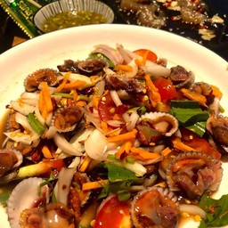 ยำหอยแครง